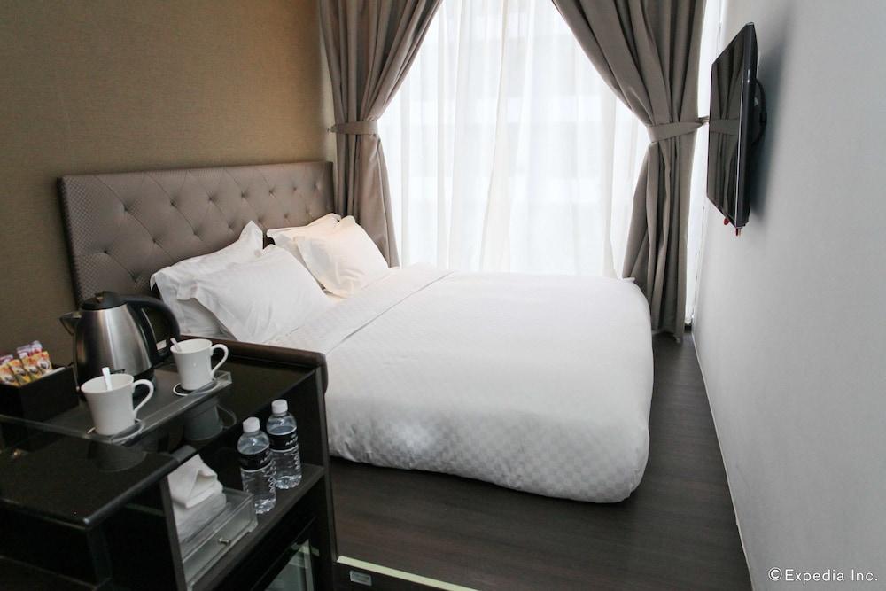 Khách sạn Arton Boutique 3*